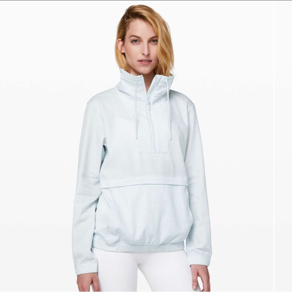 Lululemon Pack Light Pullover in Almost Blue